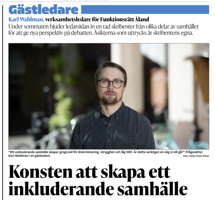 Skärmbild av tidningssida som visar foto av man med glasögon och skägg och ledaren rubrik (se texten i inlägget)